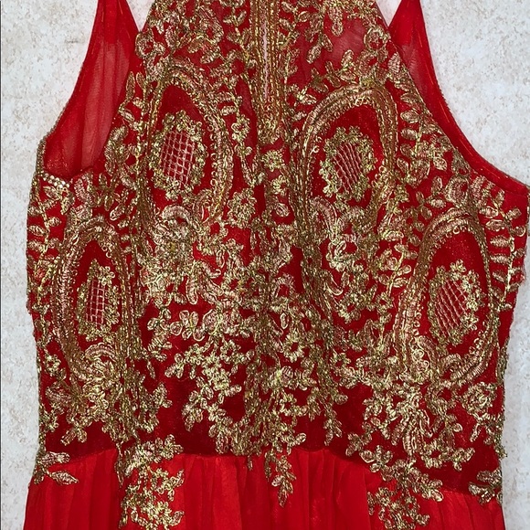 Red and gold long dress - Picture 3 of 12